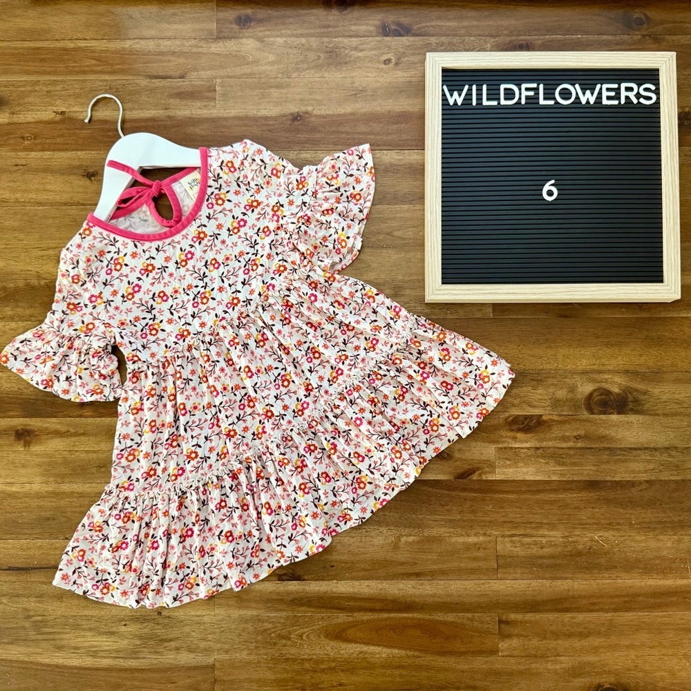 Wildflowers Happy Go Lucky Easy-going Emma Top 6 Cream Pink Tiered Knit Floral